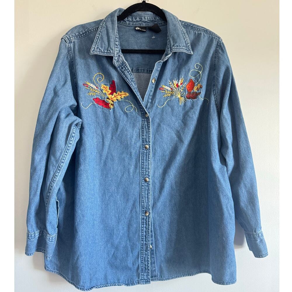 Holiday Editions Denim Shirt Womens1X Button Down Long Sleeve Embroidered‎ Fall
